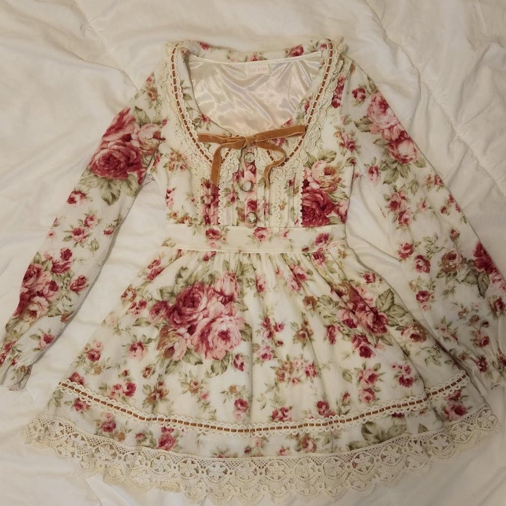 White Collared Floral Ruffle Dress